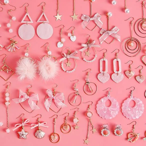 AOMU Japan Korean Pink Cute Natural Stone Beads Fur Star Moon Heart Acrylic Stud Earrings for Girl Ear Jacket Woman Jewelry