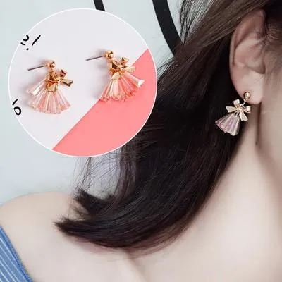 AOMU Japan Korean Pink Cute Natural Stone Beads Fur Star Moon Heart Acrylic Stud Earrings for Girl Ear Jacket Woman Jewelry