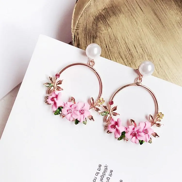 AOMU Japan Korean Pink Cute Natural Stone Beads Fur Star Moon Heart Acrylic Stud Earrings for Girl Ear Jacket Woman Jewelry